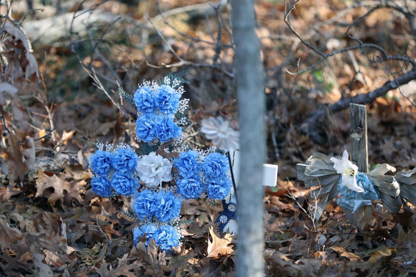 Dianne and Stephen Valiante walks train tracks where daughter past away